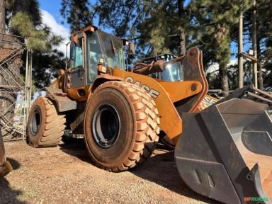 PÁ CARREGADEIRA CASE MODELO 821E ANO 2019, DE ÚNICO DONO, NF DE ORIGEM, MOTOR CASE TIER 3 COM 227 HP Imagem PÁ CARREGADEIRA CASE MODELO 821E ANO 2019, DE ÚNICO DONO, NF DE ORIGEM, MOTOR CASE TIER 3 COM 227 HP