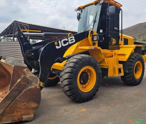 PÁ CARREGADEIRA JCB 422ZX ANO 2024, SEMINOVA, COM 800HORAS, MÁQUINA EM ESTADO DE NOVA Imagem PÁ CARREGADEIRA JCB 422ZX ANO 2024, SEMINOVA, COM 800HORAS, MÁQUINA EM ESTADO DE NOVA