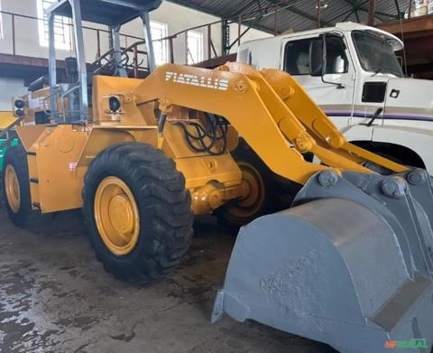 PÁ CARREGADEIRA FIATALLIS FR12 ANO 2004, OPORTUNIDADE!!!SÃO DUAS UNIDADES DISPONÍVEIS!!! Imagem PÁ CARREGADEIRA FIATALLIS FR12 ANO 2004, OPORTUNIDADE!!!SÃO DUAS UNIDADES DISPONÍVEIS!!!