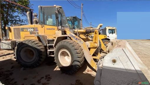 PÁ CARREGADEIRA KOMATSU, MODELO WA200, ANO 2021, PESO OPERACIONAL 10.300 KG Imagem PÁ CARREGADEIRA KOMATSU, MODELO WA200, ANO 2021, PESO OPERACIONAL 10.300 KG
