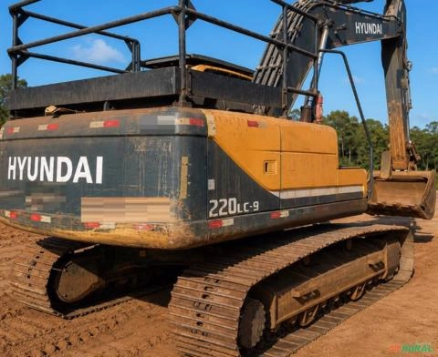 ESCAVADEIRA HYUNDAI ROBEX 220LC-9, ANO 2020, ÚNICO DONO, NF DE ORIGEM, 6.000HS TRABALHADAS Imagem ESCAVADEIRA HYUNDAI ROBEX 220LC-9, ANO 2020, ÚNICO DONO, NF DE ORIGEM, 6.000HS TRABALHADAS