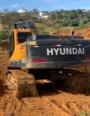 ESCAVADEIRA HYUNDAI, MODELO ROBEX 220LC-9 , ANO 2013, ÚNICO DONO, NF DE ORIGEM, COM 1PESO OPERACIONA Imagem ESCAVADEIRA HYUNDAI, MODELO ROBEX 220LC-9 , ANO 2013, ÚNICO DONO, NF DE ORIGEM, COM 1PESO OPERACIONA