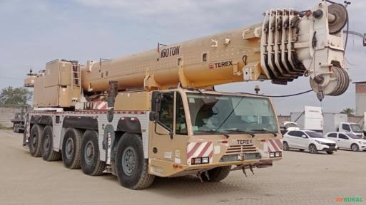 GUINDASTE TEREX AC160, ANO 2011 CAPACIDADE MÁXIMA DE IÇAMENTO DE 160 TONELADAS, 2.100 HORAS Imagem GUINDASTE TEREX AC160, ANO 2011 CAPACIDADE MÁXIMA DE IÇAMENTO DE 160 TONELADAS, 2.100 HORAS