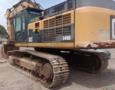 ESCAVADEIRA CATERPILLAR, MODELO 349D, ANO 2015, ÚNICO DONO, NF DE ORIGEM, COM 4.200 HS TRABALHADAS Imagem ESCAVADEIRA CATERPILLAR, MODELO 349D, ANO 2015, ÚNICO DONO, NF DE ORIGEM, COM 4.200 HS TRABALHADAS
