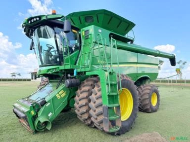 John Deere S680 plataforma de 45pés Imagem John Deere S680 plataforma de 45pés
