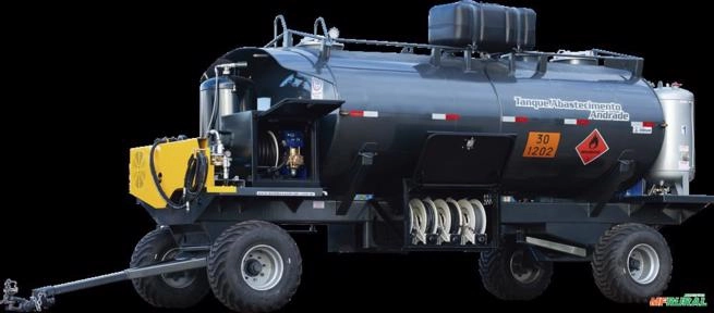 Comboio Reboque Agrícola Imagem Comboio Reboque Agrícola