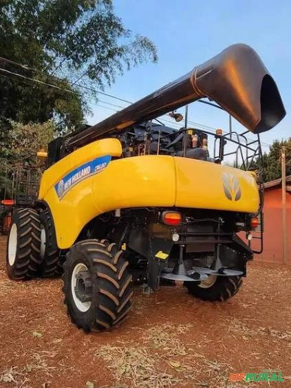 Colheitadeira New Holland CR 6.80: Alta Performance e Tecnologia Imagem Colheitadeira New Holland CR 6.80: Alta Performance e Tecnologia