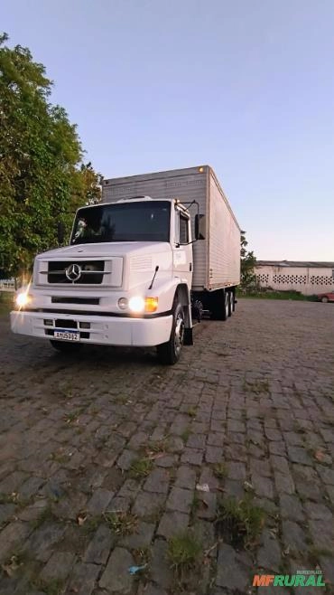 Caminhão Mercedes-Benz L 1620 Classic 6x2 c/ Baú Térmico Imagem Caminhão Mercedes-Benz L 1620 Classic 6x2 c/ Baú Térmico