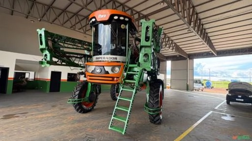 Pulverizador e Distribuidor Autopropelido Stara Imperador 3.0 - Ano 2018 Imagem Pulverizador e Distribuidor Autopropelido Stara Imperador 3.0 - Ano 2018