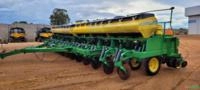 Plantadeira de Arrasto John Deere CCS 2126 - Ano 2012 Imagem Plantadeira de Arrasto John Deere CCS 2126 - Ano 2012