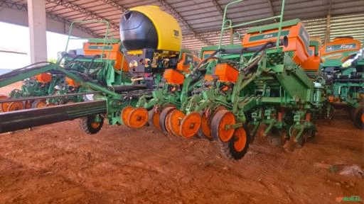 Plantadeira Princesa Top Stara 20x45 ano 2022 usou adubo apenas no primeiro ano c/desligamento linha Imagem Plantadeira Princesa Top Stara 20x45 ano 2022 usou adubo apenas no primeiro ano c/desligamento linha