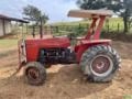 Trator MF 235 Imagem Trator MF 235