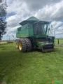 Colheitadeira John Deere 9770 STS c/ Plataformas de Soja e Milho Imagem Colheitadeira John Deere 9770 STS c/ Plataformas de Soja e Milho