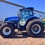 Trator New Holland T7.205 (Ano 2016) com 5.250 horas - Pré Disposto Imagem Trator New Holland T7.205 (Ano 2016) com 5.250 horas - Pré Disposto
