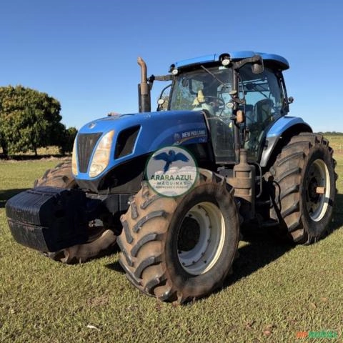 TRATOR NEW HOLLAND T7 245 ANO 2014 Imagem TRATOR NEW HOLLAND T7 245 ANO 2014