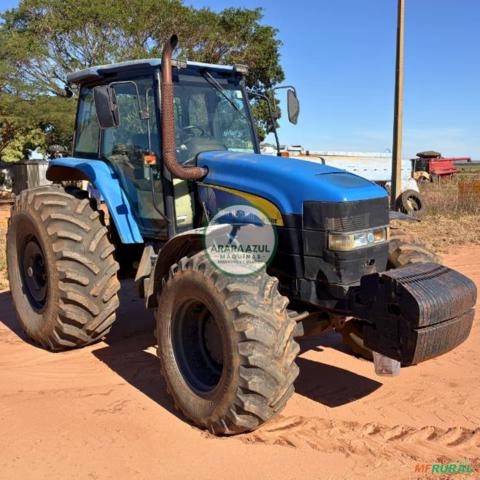 Trator New Holland TM7040 (Ano 2012) com 3.465 horas / Potencia: 180cv Imagem Trator New Holland TM7040 (Ano 2012) com 3.465 horas / Potencia: 180cv