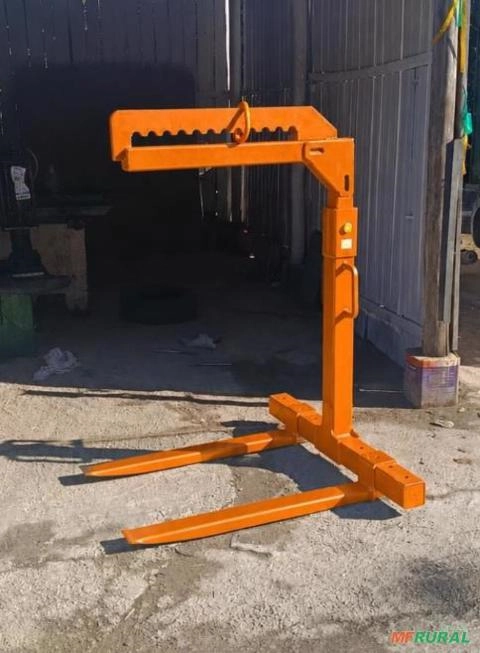Garfo Paleteiro para Munck 2.500 kg Imagem Garfo Paleteiro para Munck 2.500 kg