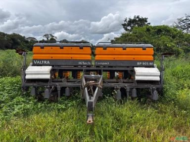 Plantadeira Valtra Compact HiTech BP905 M – 8 Linhas Imagem Plantadeira Valtra Compact HiTech BP905 M – 8 Linhas