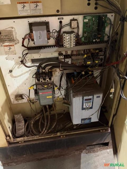 INGERSOLL RAND COMPRESSOR PARAFUSO Imagem INGERSOLL RAND COMPRESSOR PARAFUSO