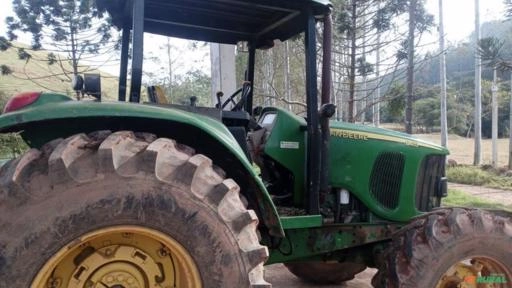 Trator John Deere 6415 4x4 Imagem Trator John Deere 6415 4x4