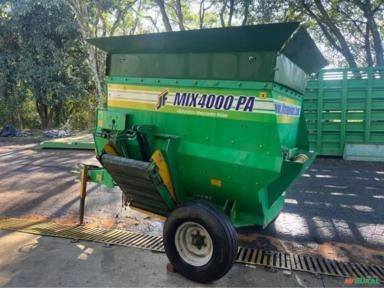 Vagão Forrageiro JF Mix 4000 Imagem Vagão Forrageiro JF Mix 4000