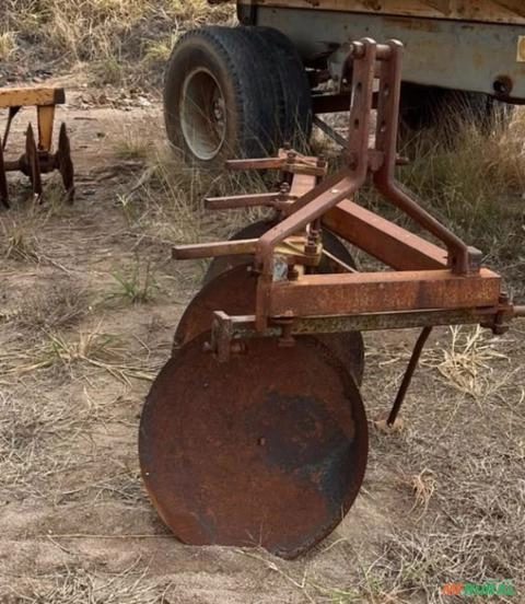 Arado Agrícola de 3 Picos Imagem Arado Agrícola de 3 Picos