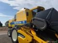 Colheitadeira New Holland TC 5090 2015 Imagem Colheitadeira New Holland TC 5090 2015