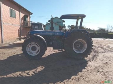 Trator New Holland 7630 - Zero Horas (Novo) Imagem Trator New Holland 7630 - Zero Horas (Novo)