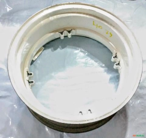 RODA TRASEIRA DW14X30 04-PRES.DUPLAS 81591900 101115-E 4079 Imagem RODA TRASEIRA DW14X30 04-PRES.DUPLAS 81591900 101115-E 4079