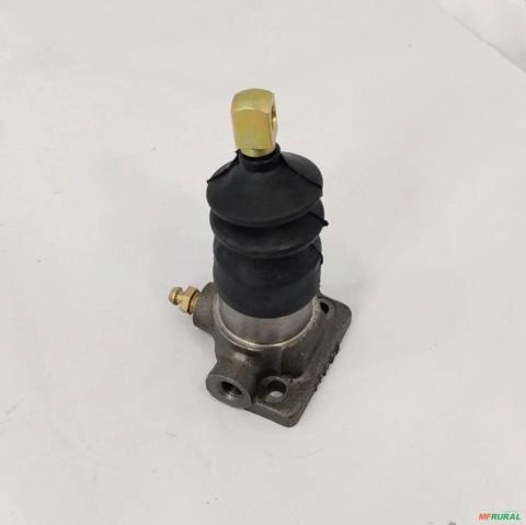 Imagem CILINDRO DE RODA MF-630-660 GENAU 6312240 020543T1-GENAU 5012 Imagem CILINDRO DE RODA MF-630-660 GENAU 6312240 020543T1-GENAU 5012