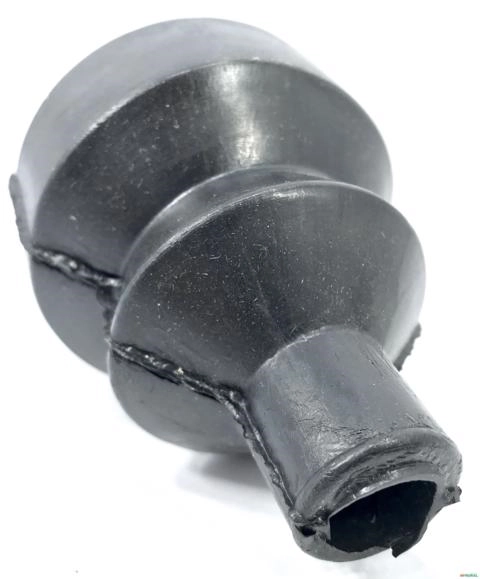 Imagem COIFA ALAVANCA DE MARCHAS MASSEY 1678565 8111 Imagem COIFA ALAVANCA DE MARCHAS MASSEY 1678565 8111