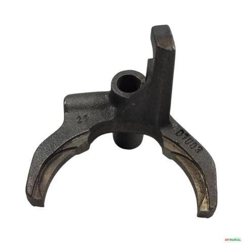 GARFO SELETOR DA CAIXA DE CAMBIO VALTRA 600 / 700 / 800 / 900 / BL77 / B 30342110 3025194 Imagem GARFO SELETOR DA CAIXA DE CAMBIO VALTRA 600 / 700 / 800 / 900 / BL77 / B 30342110 3025194