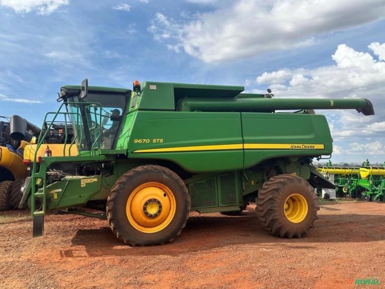 Colheitadeira John Deere STS 9670 2013 Imagem Colheitadeira John Deere STS 9670 2013