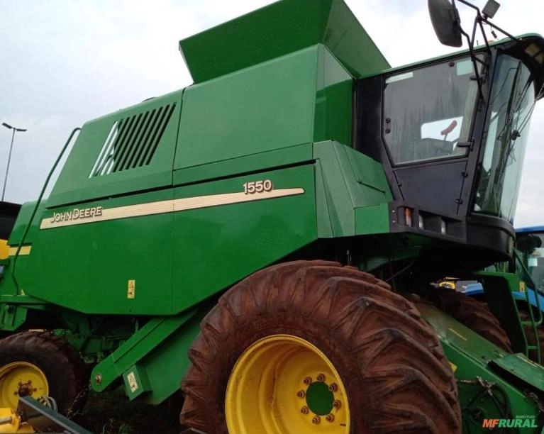John Deere Colheitadeira 1550 2003 2003 Imagem John Deere Colheitadeira 1550 2003 2003
