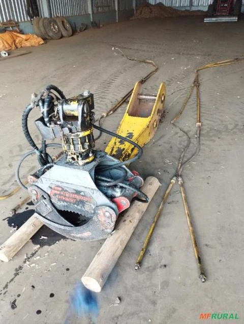 Kit Florestal para Escavadeira Komatsu PC 200 Imagem Kit Florestal para Escavadeira Komatsu PC 200