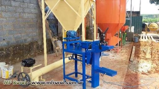 Ensacadeira com balança Imagem Ensacadeira com balança