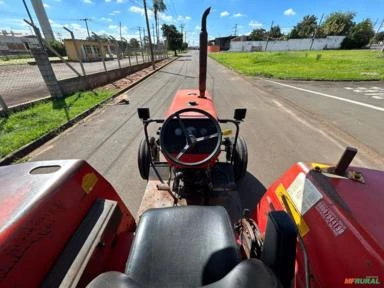 Trator Massey Ferguson 275 4x2 ano 03