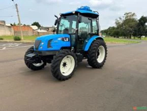 Trator LS Tractor U60 4X4 Ano 2017 Cabinado com creeper e reversor