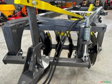 Imagem Grade aradora  12 discos Marca: Almeida modelo:  ALX GCA 12x26”x235 mm de espaçamento Imagem Grade aradora  12 discos Marca: Almeida modelo:  ALX GCA 12x26”x235 mm de espaçamento