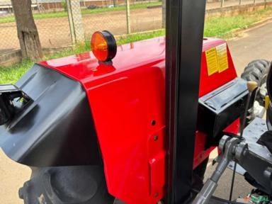 Trator Massey Ferguson 250XE 4X4 Ano 2014 Advanced