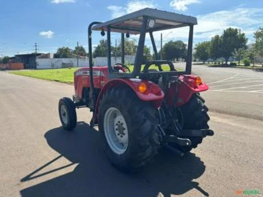 Trator Massey Ferguson 4275 4x2 Ano 2013 compacto cafeeiro