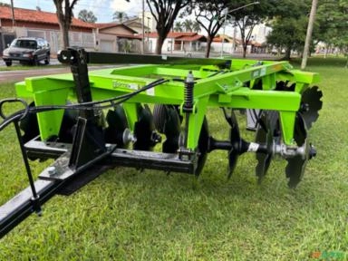 Imagem Grade Aradora Pesada de 20 discos,equipamento >novo Marca: Piccin Modelo: GAPICR 20x28”x290mm Imagem Grade Aradora Pesada de 20 discos,equipamento >novo Marca: Piccin Modelo: GAPICR 20x28”x290mm