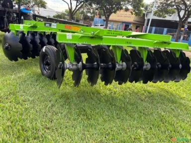 Imagem Grade Aradora Pesada de 20 discos,equipamento >novo Marca: Piccin Modelo: GAPICR 20x28”x290mm Imagem Grade Aradora Pesada de 20 discos,equipamento >novo Marca: Piccin Modelo: GAPICR 20x28”x290mm