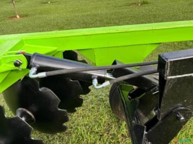 Imagem Grade Aradora Pesada de 20 discos,equipamento >novo Marca: Piccin Modelo: GAPICR 20x28”x290mm Imagem Grade Aradora Pesada de 20 discos,equipamento >novo Marca: Piccin Modelo: GAPICR 20x28”x290mm