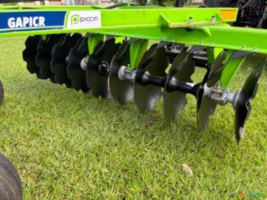 Imagem Grade Aradora Pesada de 20 discos,equipamento >novo Marca: Piccin Modelo: GAPICR 20x28”x290mm Imagem Grade Aradora Pesada de 20 discos,equipamento >novo Marca: Piccin Modelo: GAPICR 20x28”x290mm