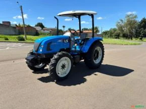 Trator LS Tractor U60 4X4 2016