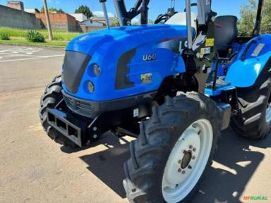 Trator LS Tractor U60 4X4 2016 com conjunto de concha dianteira Marispan nova