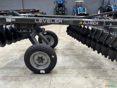Imagem GRADE NIVELADORA GNAL equipamento >novo, de 28 discos, Marca: Almeida Modelo:  LEVELER 175 - Imagem GRADE NIVELADORA GNAL equipamento >novo, de 28 discos, Marca: Almeida Modelo:  LEVELER 175 -