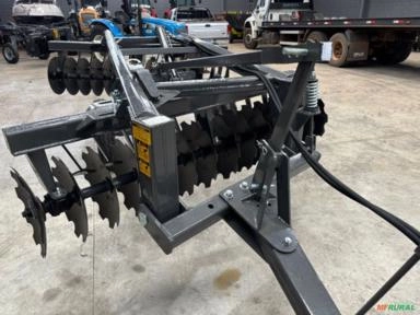 Imagem GRADE NIVELADORA GNAL equipamento >novo, de 28 discos, Marca: Almeida Modelo:  LEVELER 175 - Imagem GRADE NIVELADORA GNAL equipamento >novo, de 28 discos, Marca: Almeida Modelo:  LEVELER 175 -