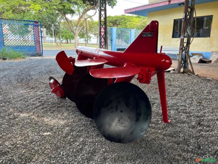 Arado Marca Massey Ferguson de 3 discos Imagem Arado Marca Massey Ferguson de 3 discos